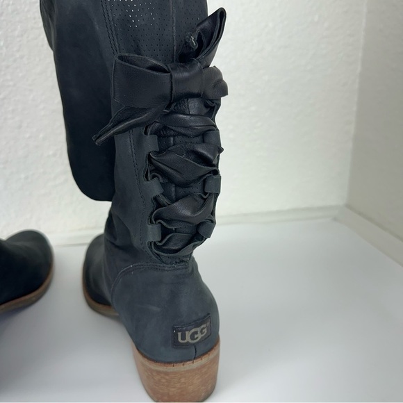 UGG CARY Putty Nubuck Leather Back Corset BOW Boots Mod Calf Block Heel 8.5 Wom - Picture 6 of 15